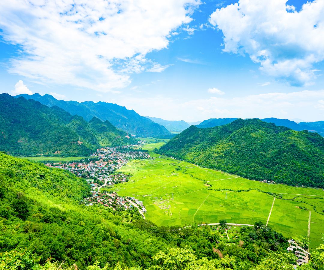 mai-chau-hidden-valley-greenery-outlook