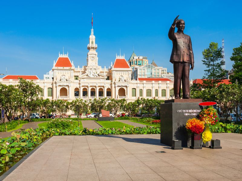 city-hall-ho-chi-minh