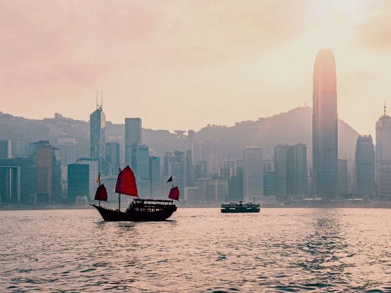 hong-kong-boat