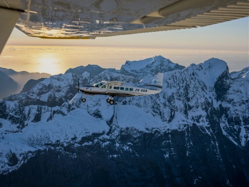 queenstown-plane