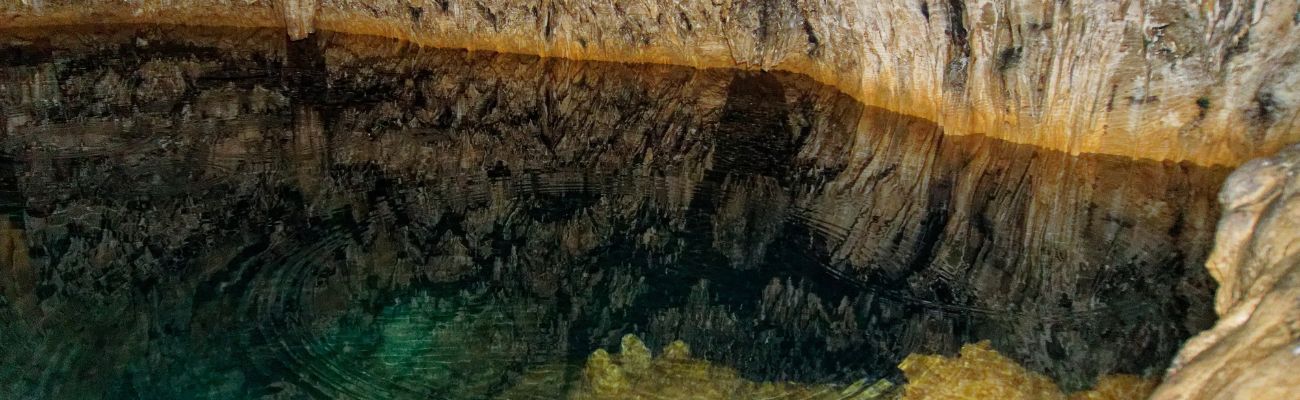 Tonga-Anahulu-Cave