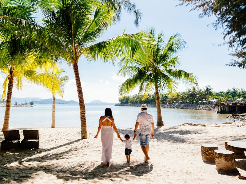 south-pacific-family